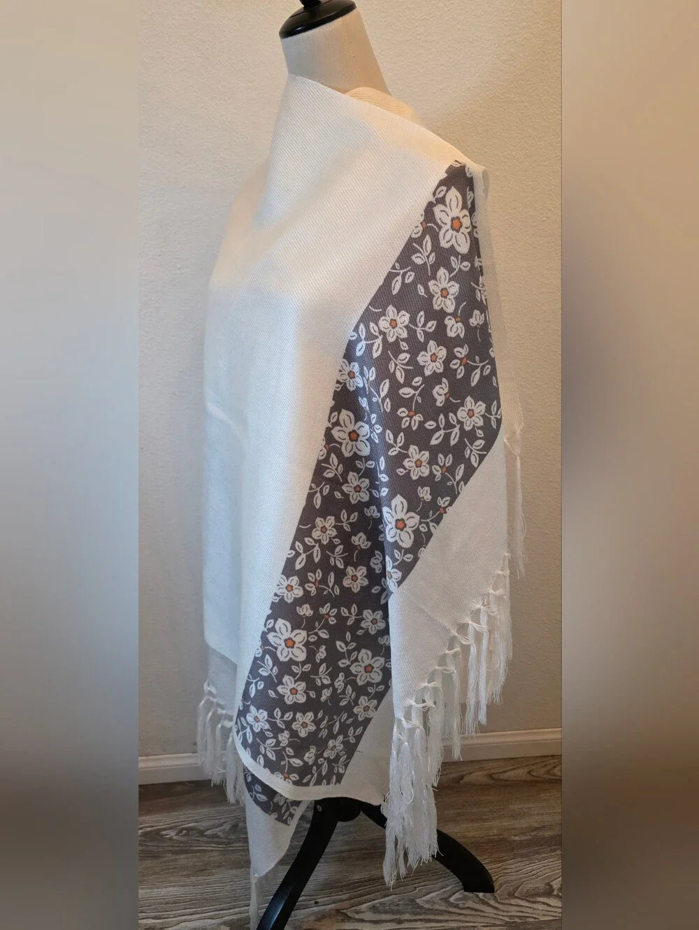 NWOT Frida Kahlo Rebozo,  shawl, pashmina,  scarf, chal